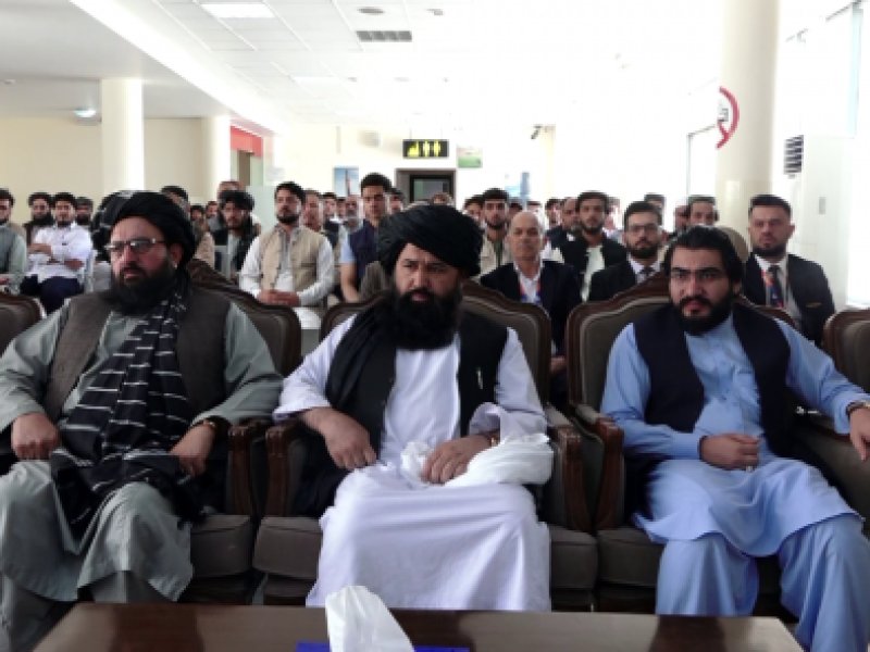 Semua lapangan terbang di Afghanistan sudah beroperasi