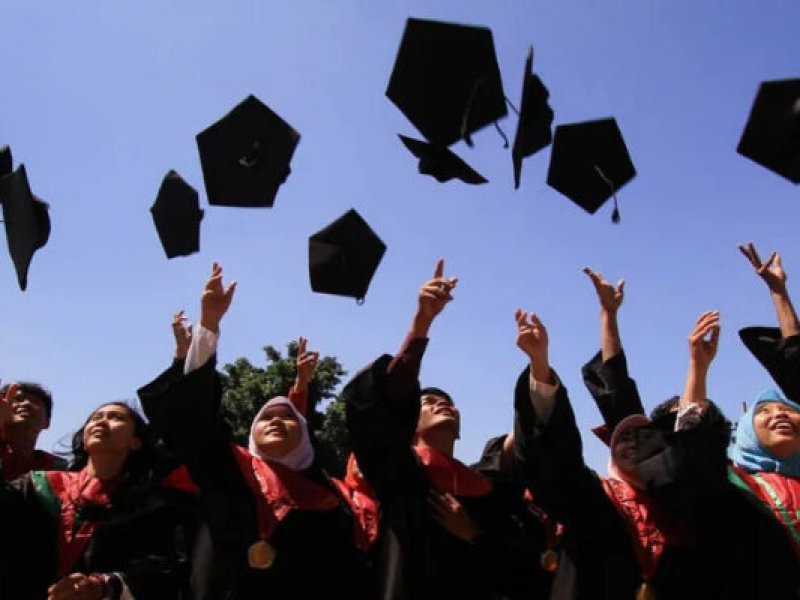 Magang Berbayar, Solusi Sementara Bukan Perbaikan Sitemik