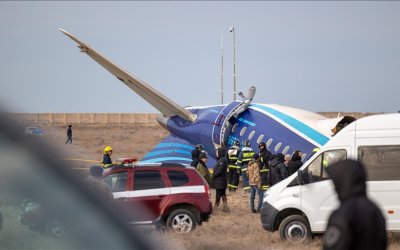 Pesawat Komersil Azerbaijan Terjatuh, 38 Orang Tewas