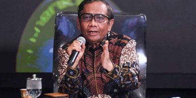 KPK Minta Mahfud MD Laporkan Resmi Dugaan Mark Up Proyek Kereta Cepat Whoosh