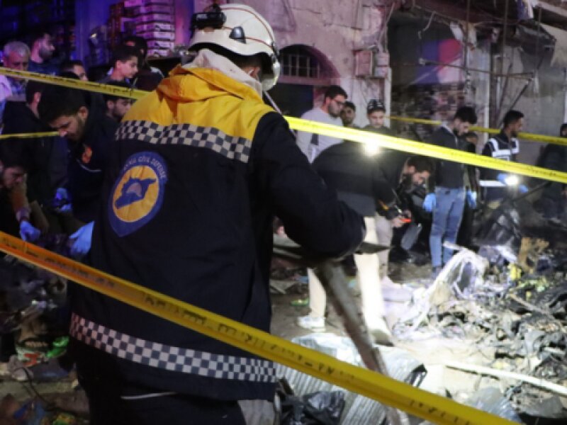 Bom mobil tewaskan 7 orang di pasar yang ramai di kota Suriah dekat perbatasan Turki