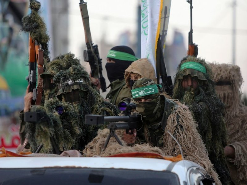 Video Sniper Al-Qassam Memburu Pasukan Elit Zionis "Israel" di Gaza