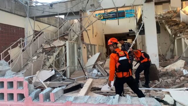 Gempa M 7 NTT Tewaskan 38 Orang, 2 Luka Berat dan 11 Luka Ringan