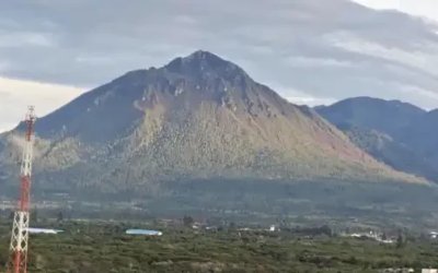 PVMBG Laporkan 15 Gempa Vulkanik Burni Telong dalam Enam Jam, Status Tetap Siaga Level III