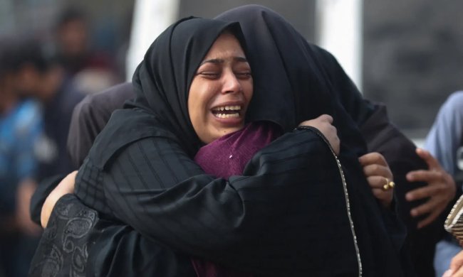 Meski Dibombardir &#8216;Israel&#8217;, Ibu Palestina: Saya Tidak Akan Meninggalkan Rumah. Saya Ingin Mati di Sini