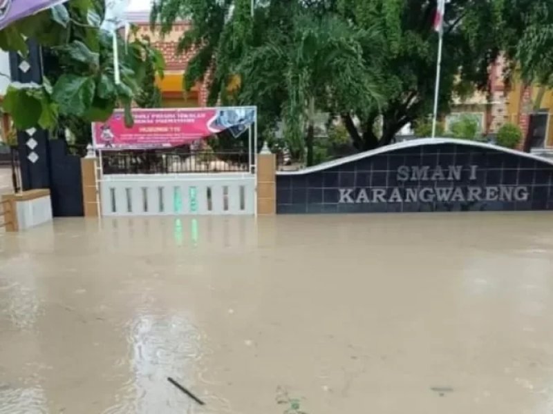Banjir Bandang Terjang Empat Kecamatan di Cirebon, Permukiman Terendam Hingga 1 Meter