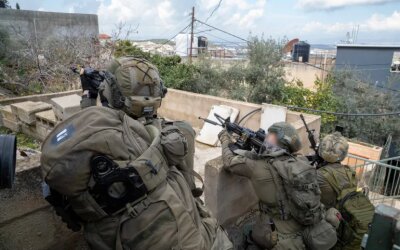 Bentrokan Sengit Pecah di Kamp Jenin dan Nour Shams antara Perlawanan dan Pasukan 'Israel'