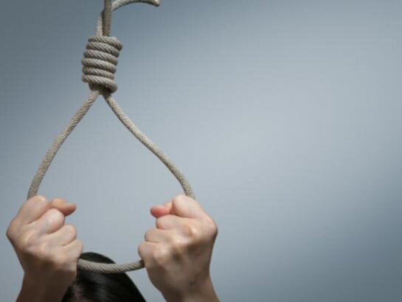 Kasus Bunuh Diri Tinggi, Islam Solusi Hakiki