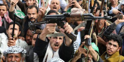 Setelah Perdana Menterinya Tewas, Houtsi Bersumpah Akan Meningkatkan Serangan terhadap “Israel”