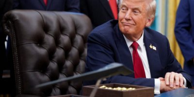 Trump Perintahkan ‘Israel’ Hentikan Pengeboman Gaza Setelah Respons Hamas