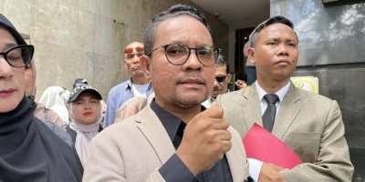Kuasa Hukum Roy Suryo Desak Kejaksaan Tetapkan Ketum Solmet Silfester Matutina sebagai DPO