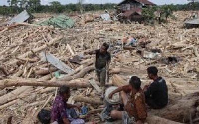 Pemerintah Beri BLT Rp 8 Juta per Keluarga untuk Korban Banjir dan Longsor di Sumatera
