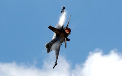 Italia mencegat pesawat Rusia di atas Laut Baltik