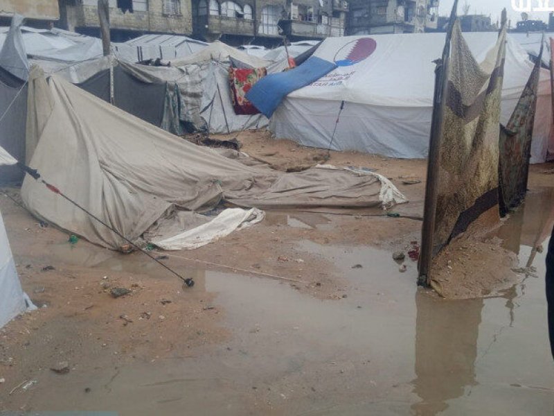 55.000 Keluarga Terdampak Badai Musim Dingin yang Menghantam Kamp-kamp Pengungsi di Gaza