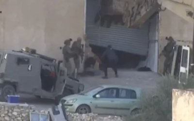 Video Ungkap Tentara ‘Israel’ Eksekusi Dua Pemuda Palestina yang Sudah Menyerah di Jenin