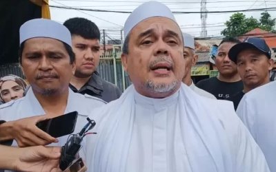 HRS Kritik Pemerintah Tak Tetapkan Banjir Sumatera sebagai Bencana Nasional, Singgung “Pembisik” Istana dan Ketakutan Investigasi Asing