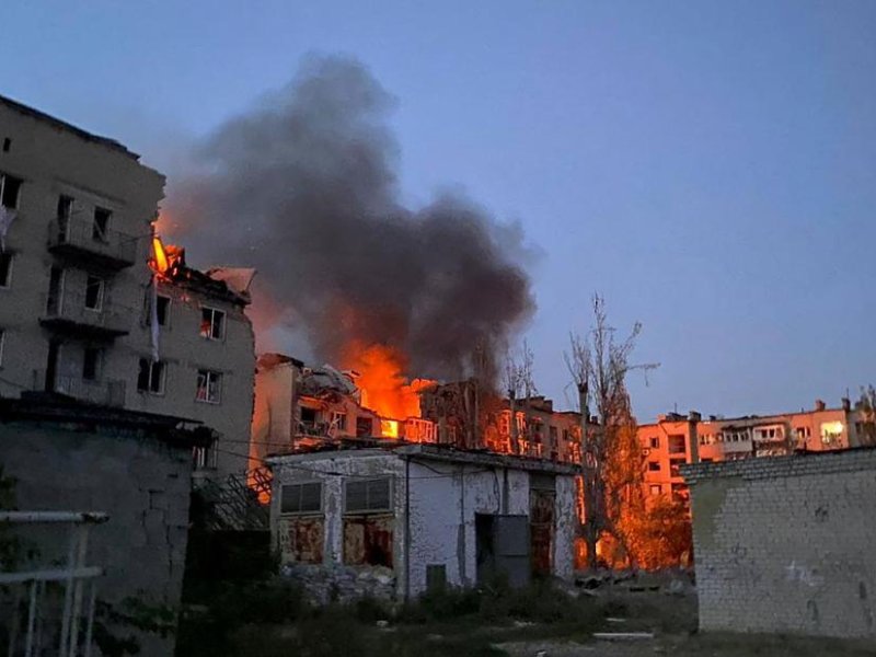 Kota-kotanya jatuh ke tangan Rusia, Ukraina: "kami menyerang tanpa dukungan"