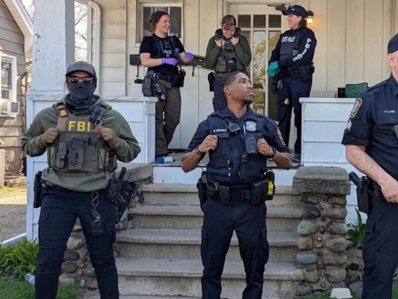 FBI dan Polisi Gerebek 5 Rumah Mahasiswa Pro-Palestina di Michigan