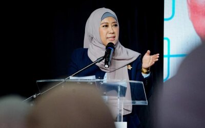 Meutya Hafid Bantah Komdigi Minta Platform Hapus Konten Kritik Karhutla