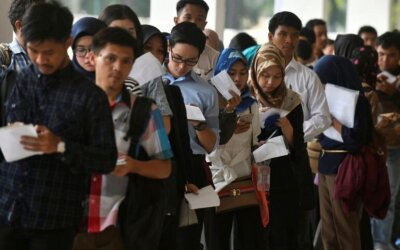 Masyarakat Butuh Lapangan Pekerjaan, Bukan Rekening Baru