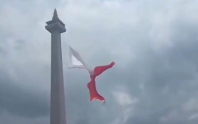 Bendera Merah Putih Raksasa Robek Saat Gladi HUT ke-80 TNI di Monas