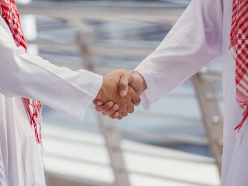 Hadits: Berjabat tangan antara sesama Muslim akan menggugurkan dosa dan kesalahan