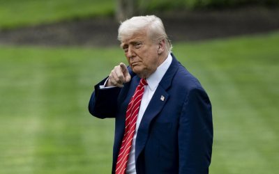 Puas dengan Kinerja Presidennya, Trump Peringatkan ‘Israel’ Jangan Serang Negara ini