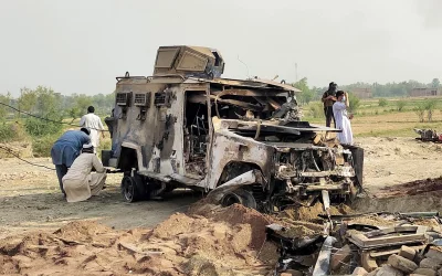 Bom Bunuh Diri dan Serangan Bersenjata di Pakistan Tewaskan 14 Polisi