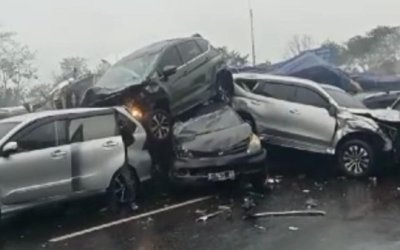 Kecelakaan Beruntun di Tol Purbaleunyi KM 92, 16 Kendaraan Terlibat