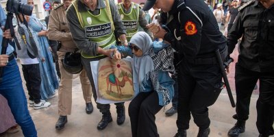 Polisi Maroko Bubarkan Aksi Demonstrasi Menuntut Perbaikan Sosial