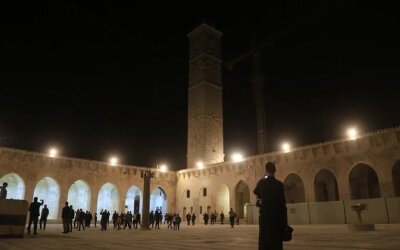 Masjid Umayyah Aleppo Dibuka Lagi Usai 13 Tahun