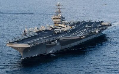 AS Bantah Kapal Induk USS Abraham Lincoln Diserang Rudal Balistik Iran