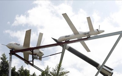 Italia tembak jatuh drone Houtsi