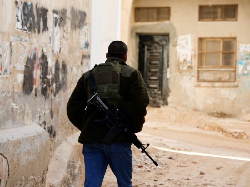 Dari Pistol hingga Kalashnikov, Banjir Senjata di Tepi Barat Bikin ‘Israel’ Ketar-Ketir