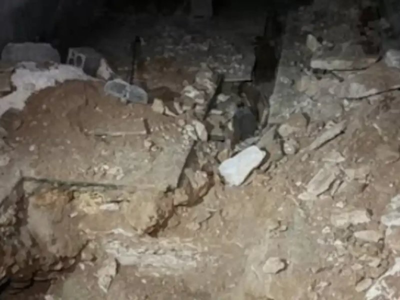 Mengejutkan! Di Bawah Bekas Kantor Pemerintahan Rezim Assad Ditemukan Kuburan Massal