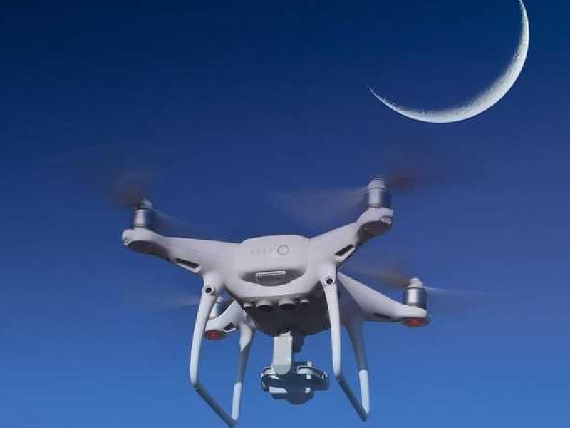 UEA Gunakan Drone Berteknologi AI untuk Pantau Hilal Syawal