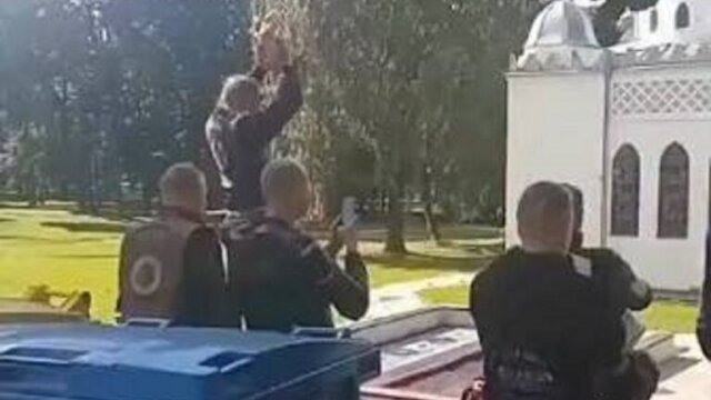 Shalat Jum'at Diganggu Geng Motor Salibis Radikal di Lithuania, Kepala Babi Dipamerkan