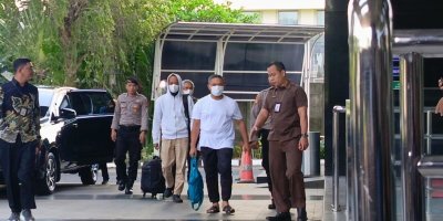 Gubernur Riau Abdul Wahid Terjaring OTT KPK, Dibawa ke Jakarta Bersama Sembilan Orang Lain