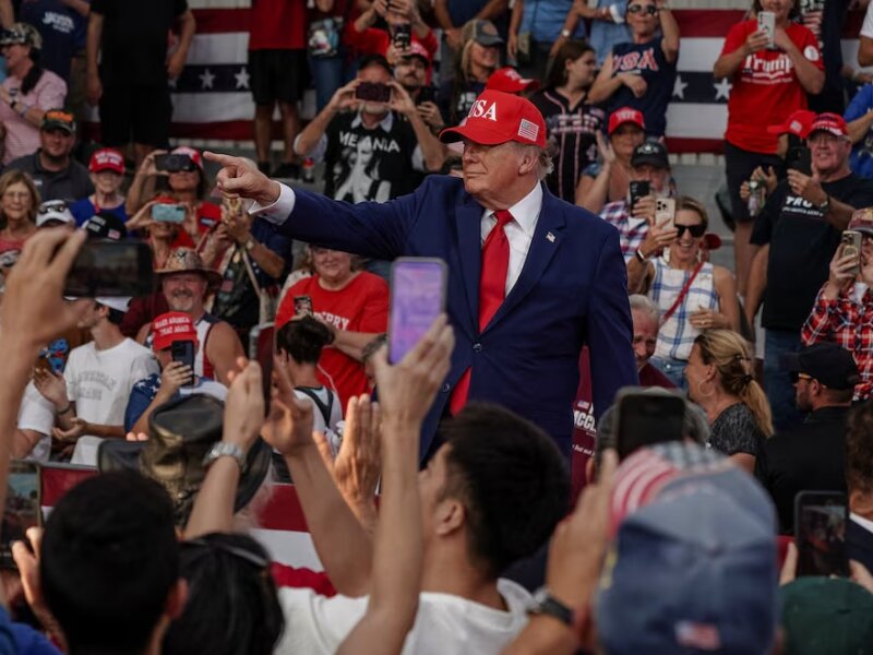 Trump Ejek Nama Muhammad, Singgung Dunia Muslim