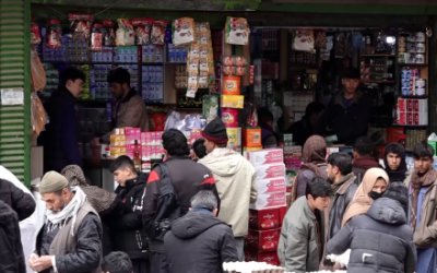 Hari pertama Ramadhan, pasar Kabul ramai dikunjungi pembeli