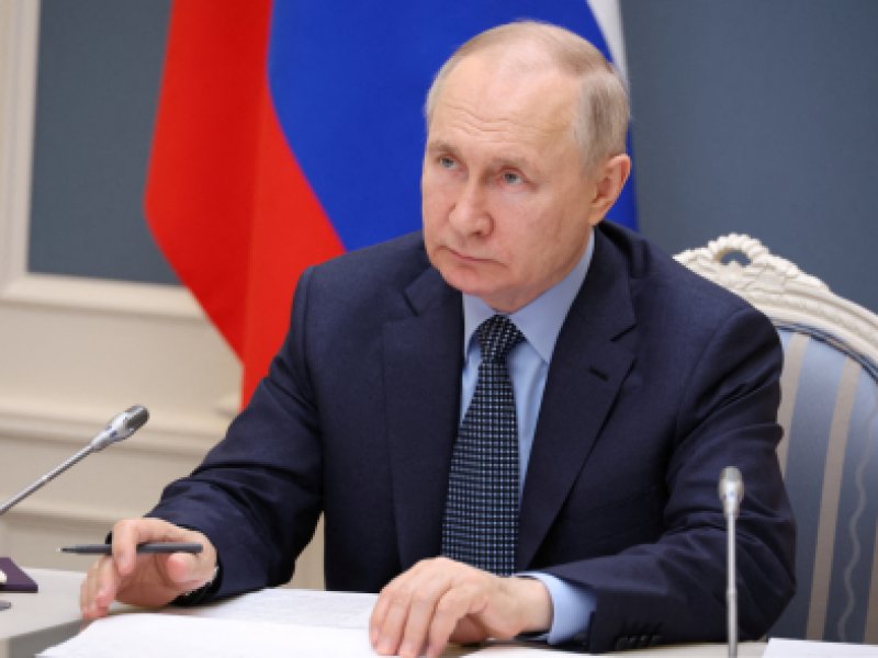 Putin: Rusia hampir menciptakan vaksin kanker