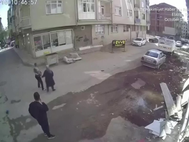 Gempa 5.9 Magnitudo Guncang Turki