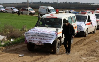 Petugas Medis Protes Kontrol “Israel” Atas Alat Kesehatan di Gaza