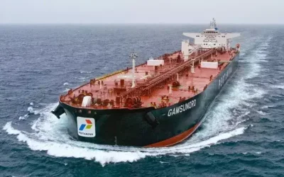 Ketegangan Iran–AS Picu Blokade Hormuz, Dua Kapal Pertamina Tertahan di Teluk Arab