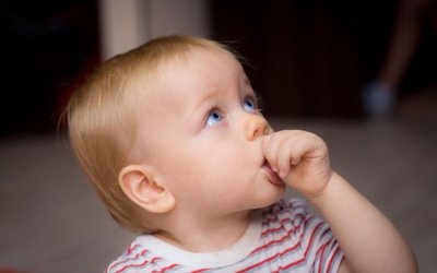 Apakah Mengisap Jempol Termasuk Membatalkan Puasa?