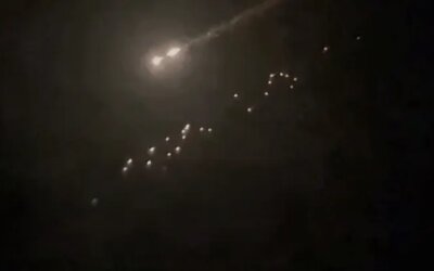 Tel Aviv Digempur Rudal Iran, Targetkan Kompleks Militer dan Reaktor Nuklir Dimona