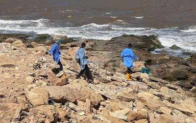 Tim penyelamat Malta menemukan ratusan mayat di sebuah pantai di Derna