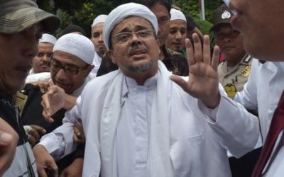 Revolusi Mental Jokowi Versus Revolusi Akhlaq HRS