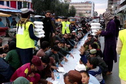 Badan amal UEA distribusikan makanan berbuka untuk 5.000 warga Afghanistan setiap harinya