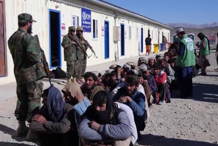 Pakistan Mendeportasi Lebih dari 100 Warga Afghanistan Menyusul Ledakan di Balochistan